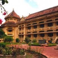 THẦY GIÁO DẠY SỬ